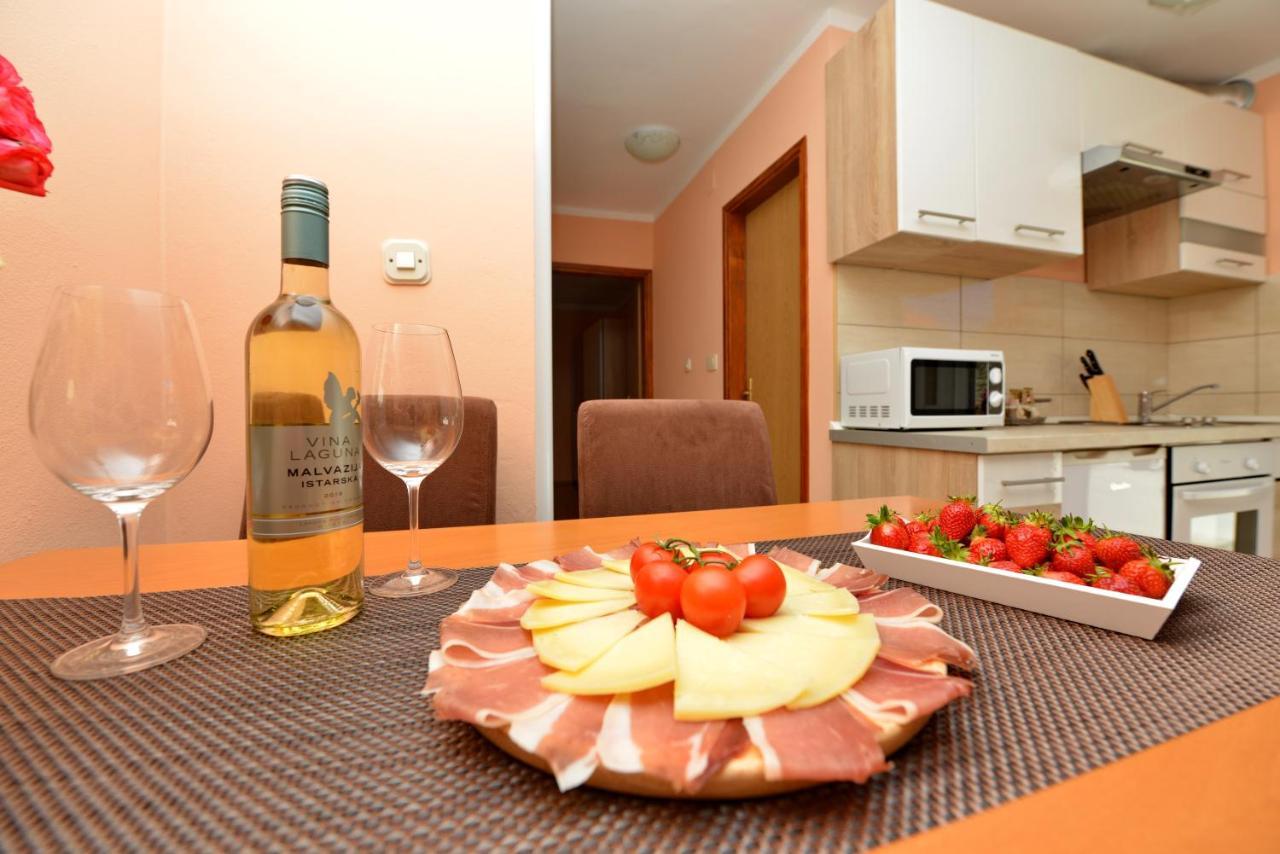 Apartment Kokic Pridraga Экстерьер фото