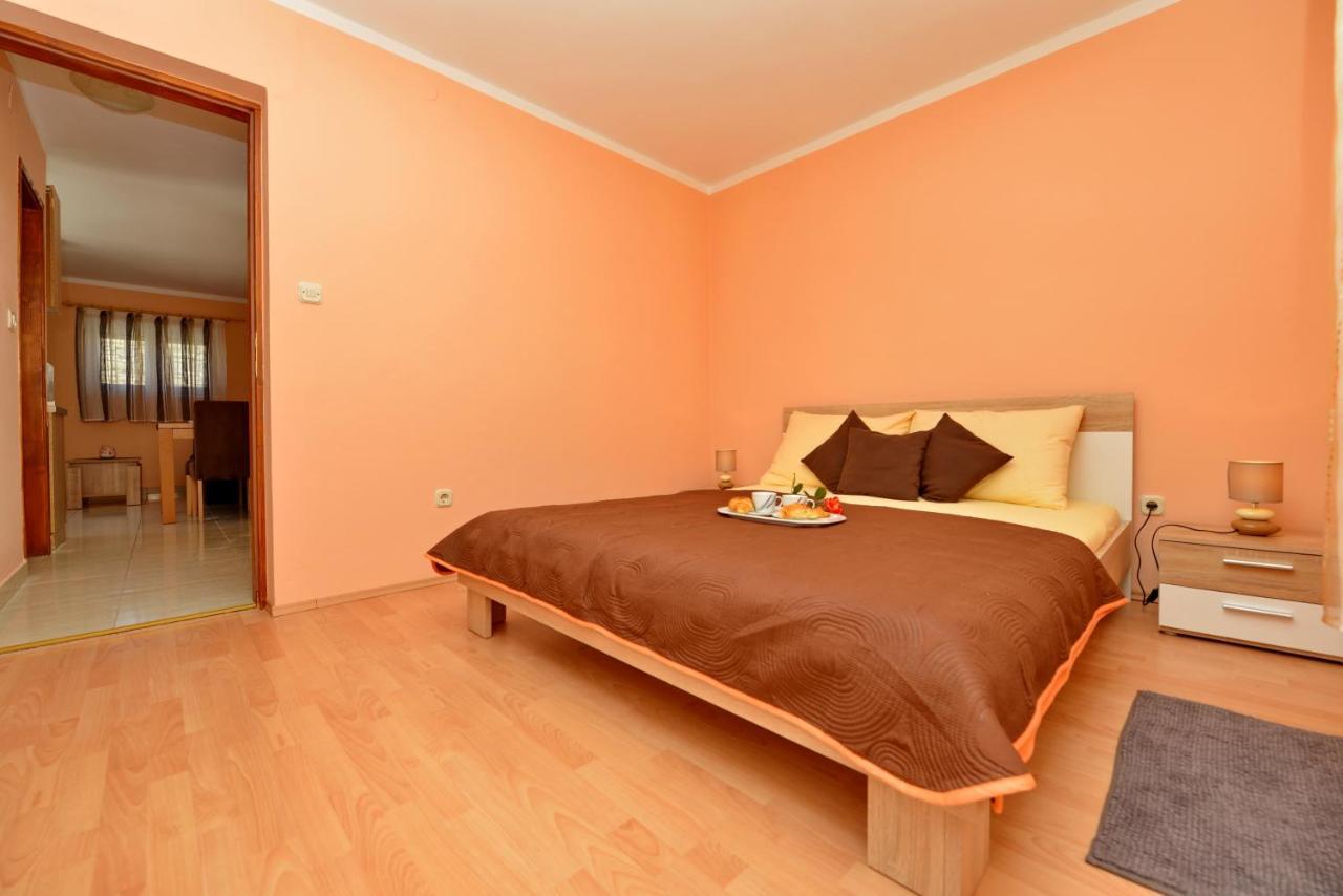 Apartment Kokic Pridraga Экстерьер фото