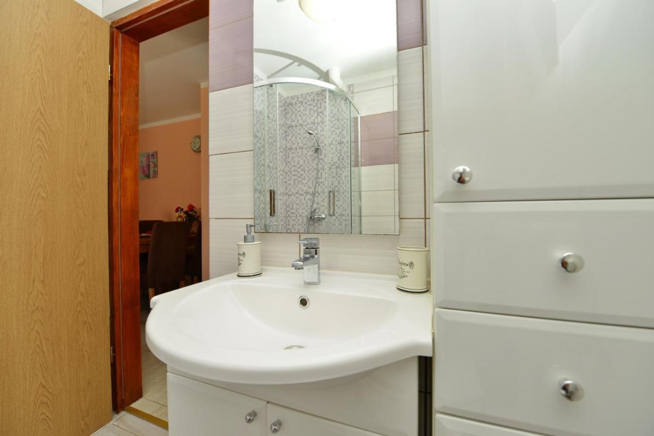 Apartment Kokic Pridraga Экстерьер фото